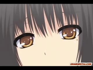 Japanilainen anime kultaseni saa puristaminen hänen tiainen ja sormi